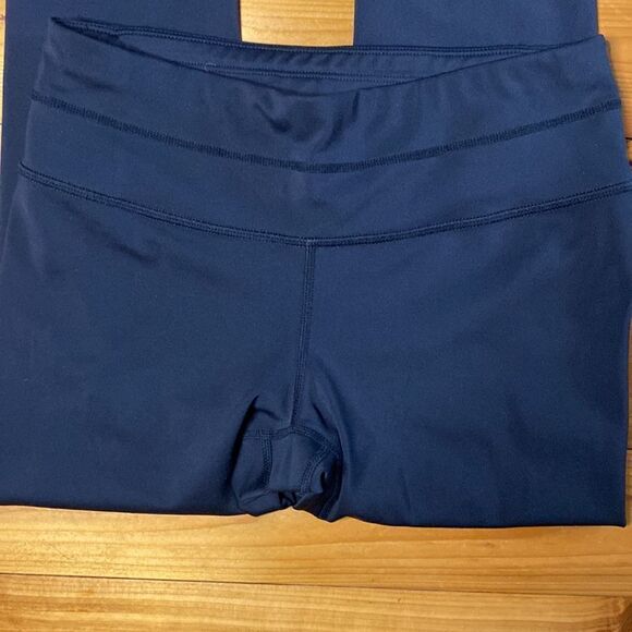 Athleta Sonar Capris - Picture 4 of 7